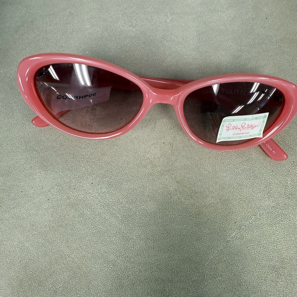 Lilly Pulitzer Pink Oval Sunglasses Gradient Lenses
